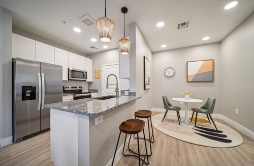 Owasso Apartment | Modern 1-Bed/1-Bath Apartment in 2024 Complex - Owasso, OK