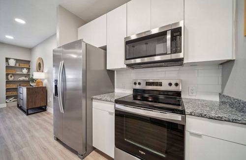 Owasso Apartment | Modern 1-Bed/1-Bath Apartment in 2024 Complex - Owasso, OK
