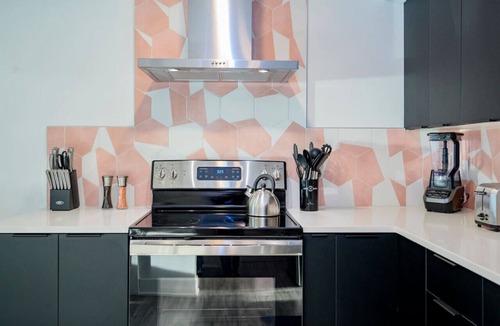 Diamond Hill Apartment | Modern 1-Bed Condo | OPEN POOL with City Access