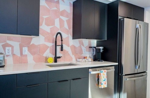 Diamond Hill Apartment | Modern 1-Bed Condo | OPEN POOL with City Access