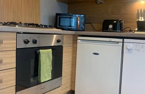 City Centre Glasgow Apartment | ⭐️ Modern 1 bed flat ⭐️ Merchant City-Free Parking⭐️