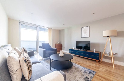 Greenwich West Apartment | Modern 1 Bed Flat in Greenwich