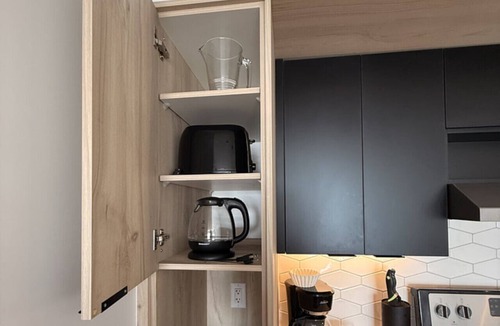 Plateau Apartment | Modern 1-Bedroom Apartment in Quebec | Le Prisme