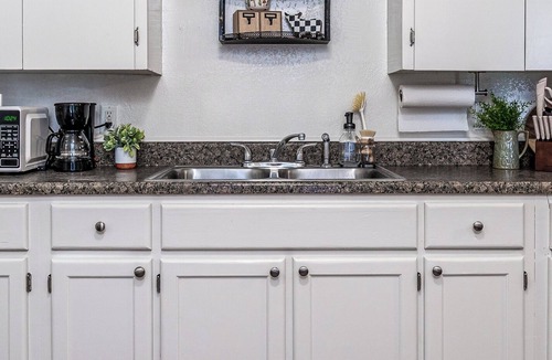 Borger Apartment | Modern 1-Bedroom Apartment in Borger TX, WiFi Included