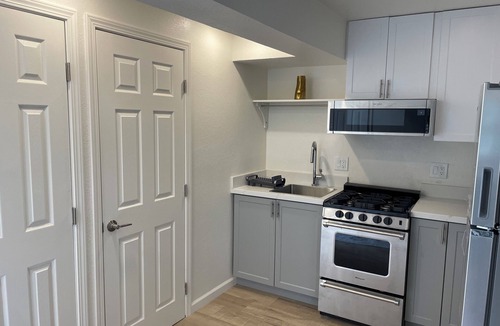 San Carlos Apartment | Modern 1-Bedroom Cozy Retreat