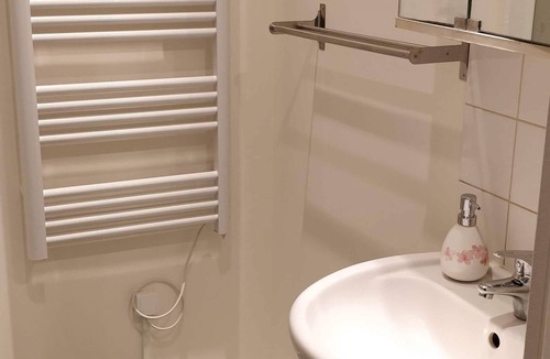 Louis Bertrand-Mirabeau-Semard Apartment | Modern 1 bedroom apartment near the metro.