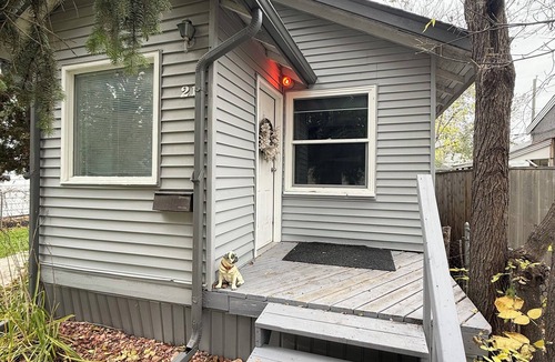 Winnipeg House | Modern 1-Bedroom Getaway Near The Forks & St.B