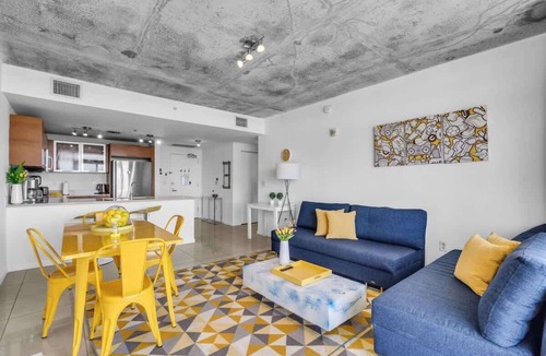 Midtown Condo | Modern 1 Bedroom Midtown Miami with 1 Free Parking