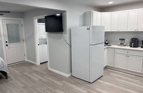 Fort Worth Apartment | Modern 1-bedroom studio in fabulous Fort Worth
