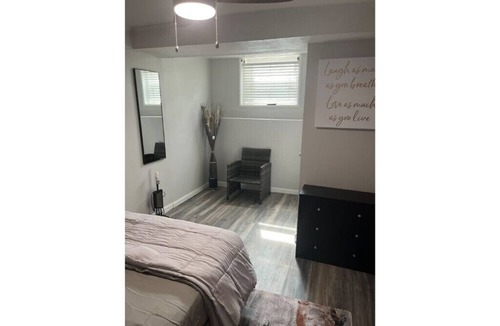 North Side Apartment | Modern 1 BR with NYC Flare