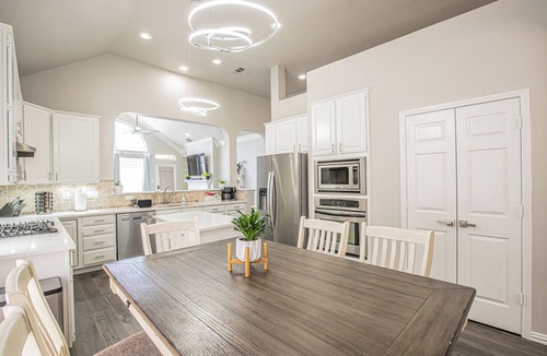 Valley Ranch House | Modern 1 story - Great Location - Pet Friendly