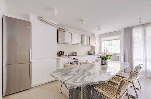 Saint-Fargeau Apartment | Modern 1bdr/2p Flat With a Balcony - Menilmontant