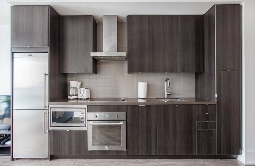 Toronto Entertainment District Condo | Modern 1BR + 1BA - Waterfront Condo/CN Tower!