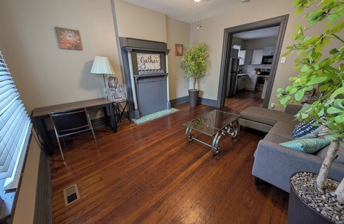 St. Louis Condo | Modern 1BR Apt Near Hospitals & Tower Grove—Perfect for Med Stays