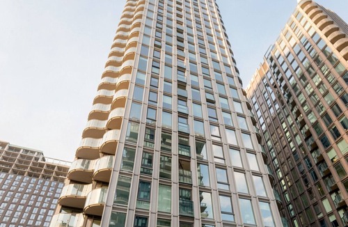 Downtown Toronto Apartment | Modern 1BR Apt with Stunning Views and Pool Access