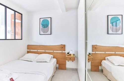 Faubourg-du-Roule Apartment | Modern 1BR by Parc Monceau