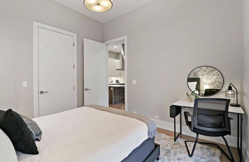 River North Apartment | Modern 1BR Chicago Apartment