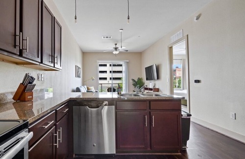 Montgomery Apartment | Modern 1BR Downtown Escape | King Bed Comfort