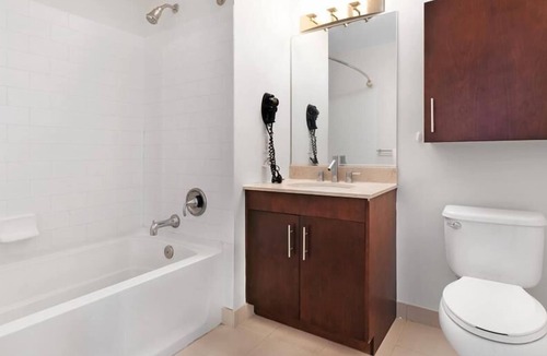 Hudson Exchange Apartment | Modern 1BR | Full Kitchen | W/D | NYC Views | by GLS