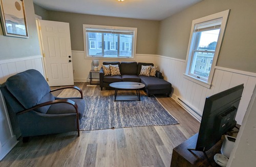Biddeford Apartment | Modern 1br in downtown Biddeford