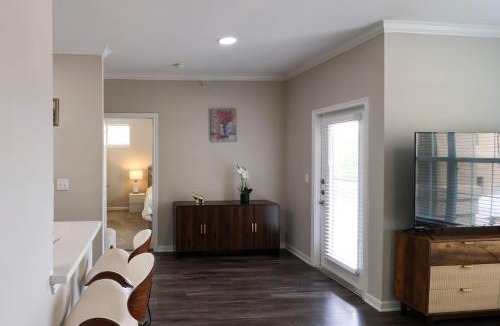 Egypt Apartment | Modern 1BR in Magnolia Close to The Woodlands