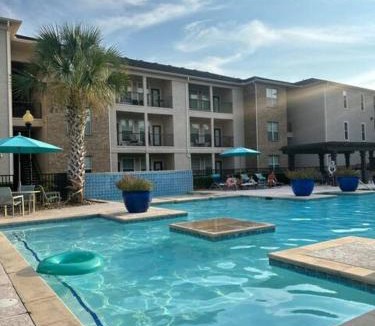 Egypt Apartment | Modern 1BR in Magnolia Close to The Woodlands