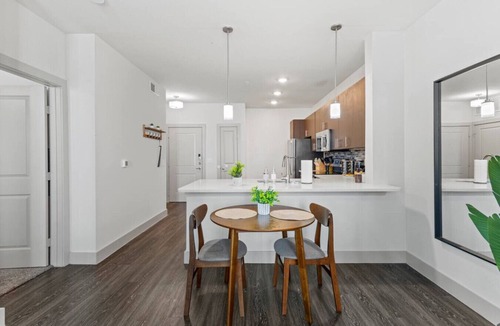 Vickery Meadow Apartment | Modern 1BR Near NorthPark & SMU