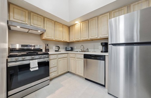 Downtown Apartment | Modern 1BR perfect for extended visits
