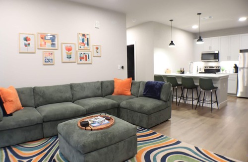 Rogers Apartment | Modern 1BR - Pool & Gym, Near Walmart & In-Unit Bike Storage