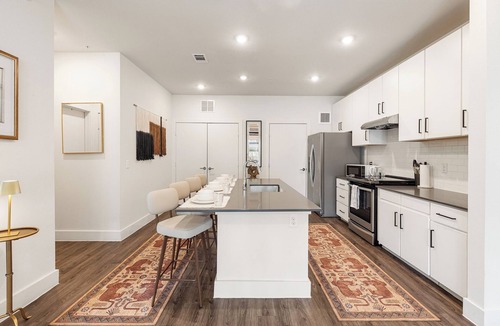 Austin Apartment | Modern 1BR Retreat w/Pool and Patio Access