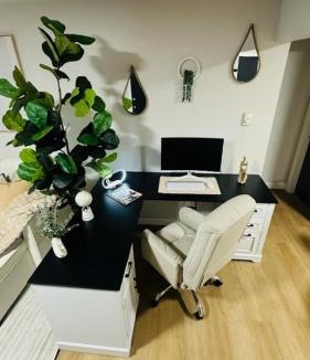 O'Hare Apartment | Modern 1BR w/Workspace near O'Hare