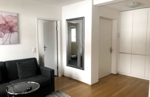 Sihlfeld Apartment | Modern 1BR with in trendy area (West 10)