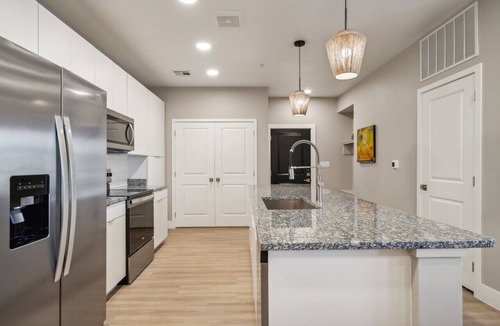 Owasso Apartment | Modern 2-Bed/2-Bath Apartment in 2024 Complex - Owasso, OK