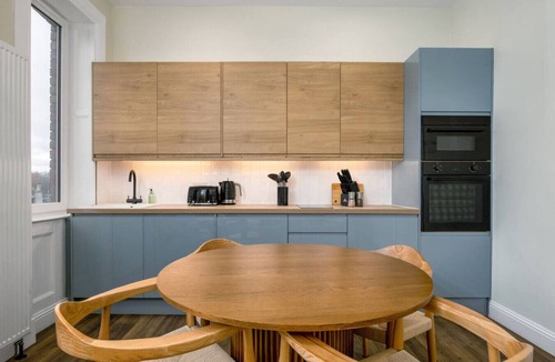 Doune Apartment | Modern 2-Bed: Castle View | Gateway to Trossachs