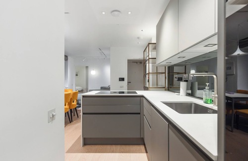 Aldersgate Apartment | Modern 2 Bed Flat in Smithfield /5 Ppl