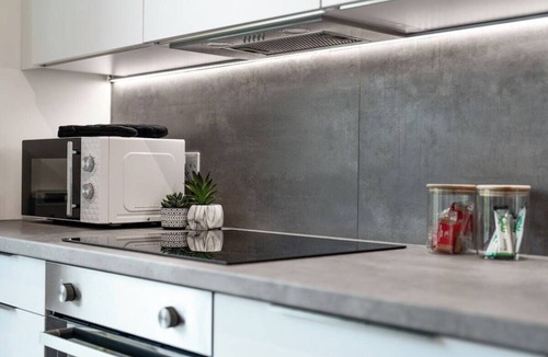 Potters Bar Apartment | Modern 2 bed flat in Potters Bar Free Parking