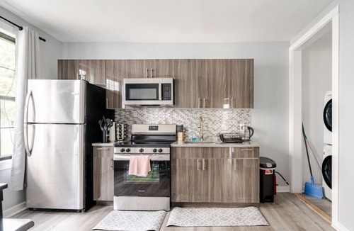 Black Rock Historic District Apartment | Modern 2 Bed in BlackRock