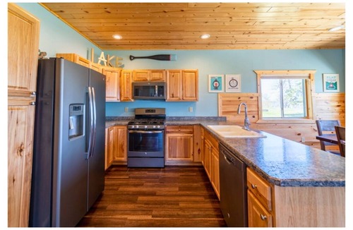 Cass Lake Cabin | Modern 2 bedroom 2 bath cabinnSunfish