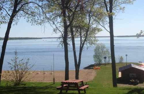 Cass Lake Cabin | Modern 2 bedroom 2 bath cabinnSunfish