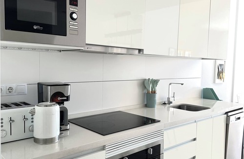 Orihuela Costa Apartment | Modern 2 Bedroom Apartment in Villamartin 3 Pools, Padel, Jacuzzi Sandy Beaches