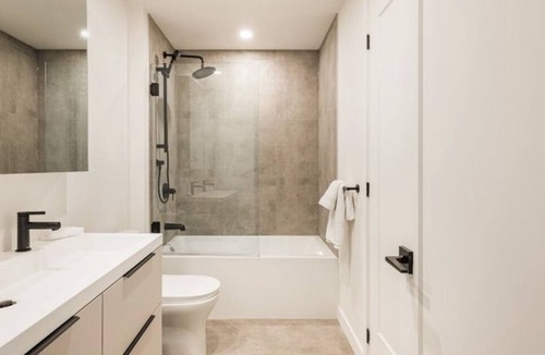 Villeray Apartment | Modern 2 Bedroom Apartment in Central Montreal