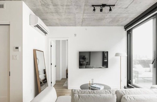 Villeray Apartment | Modern 2 Bedroom Apartment in Central Montreal