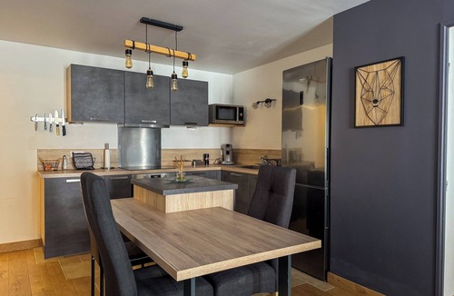 Chartres Apartment | Modern 2-bedroom apartment in the center of Chartres