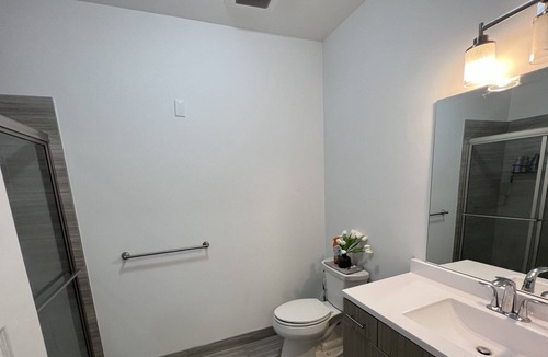 Dover Apartment | Modern 2 Bedroom Apartment—