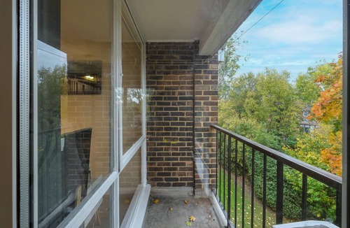 Bracknell Apartment | Modern 2 Bedroom Apt in Broadlands Court