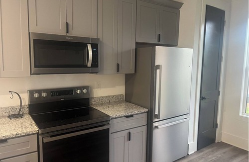 Dalton Condo | Modern 2 Bedroom Condo steps away from Downtown Dalton