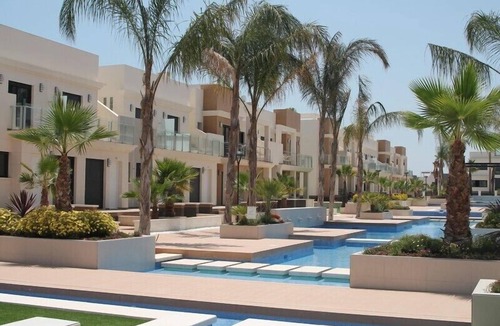 Playa Flamenca Apartment | Modern 2 bedroom apartment with swimming pool 800 from the beach
