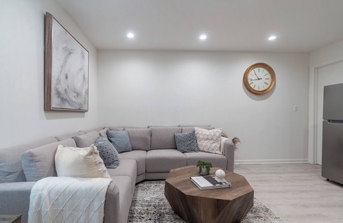 Arlington Apartment | Modern 2-Bedroom Oasis with Private Entrance!