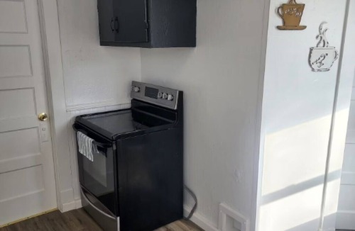 Jewett City Hotel | Modern 2 Bedroom Unit
