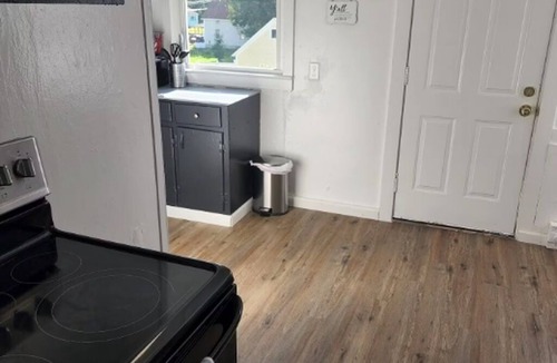 Jewett City Hotel | Modern 2 Bedroom Unit